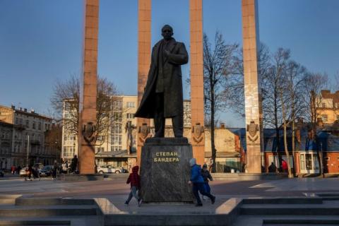 Monument à Bandera